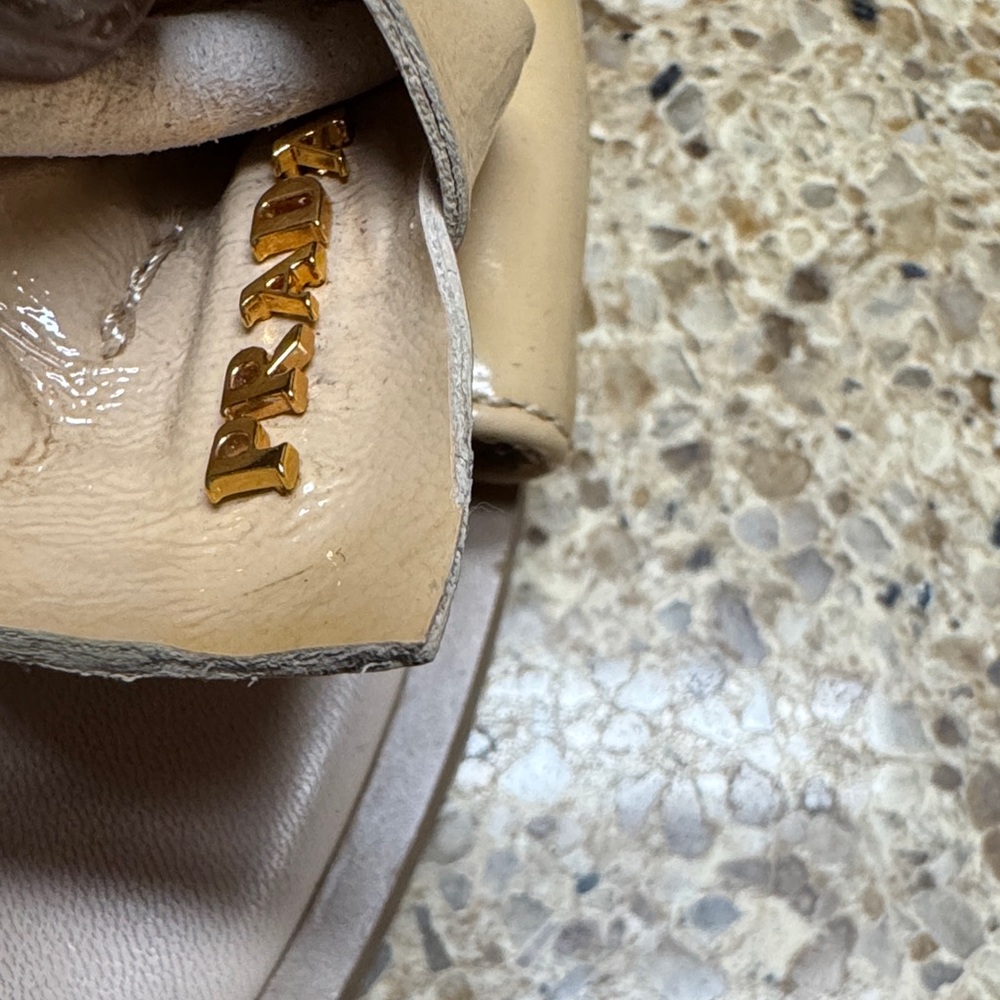 Prada Patent Leather Women's Cream Bow Slide Sandals - Picture 6 of 15
